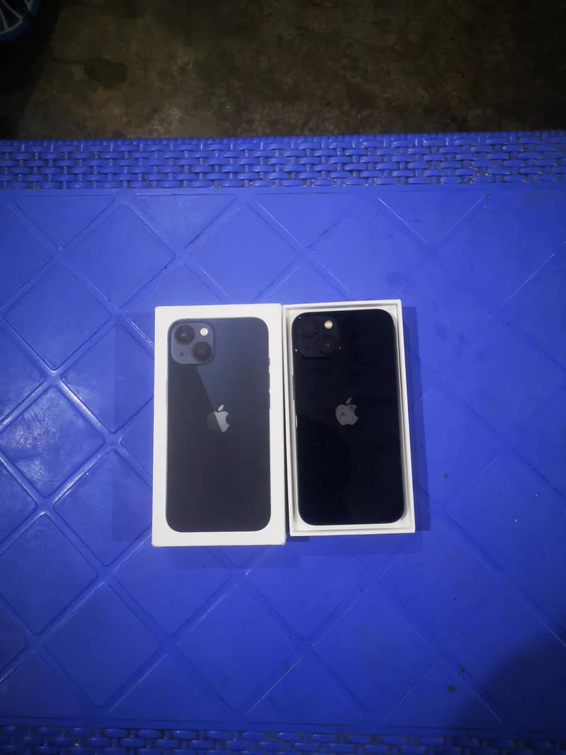 Apple iPhone 13 6