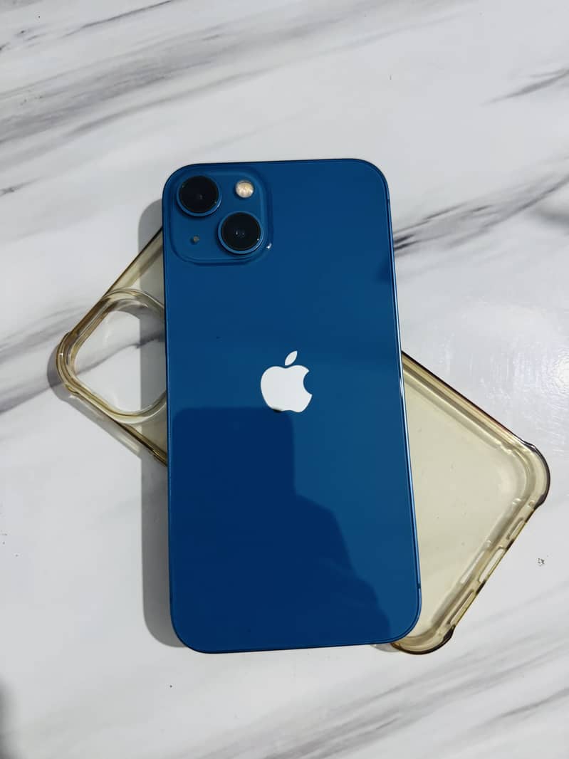 Apple iPhone 13 0