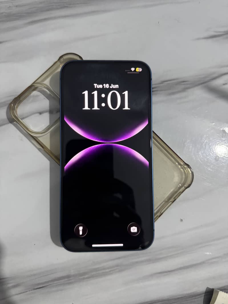 Apple iPhone 13 1