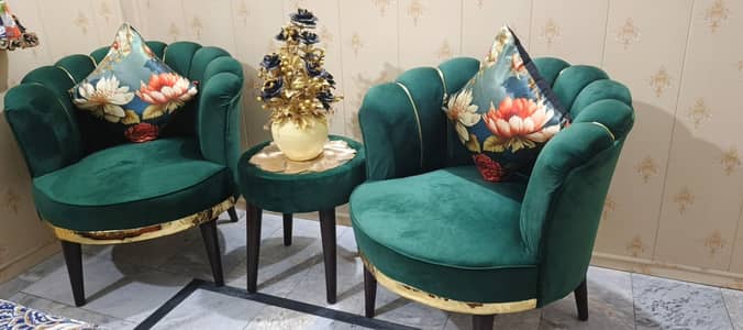 Coffee Chairs with table Condition 10/10