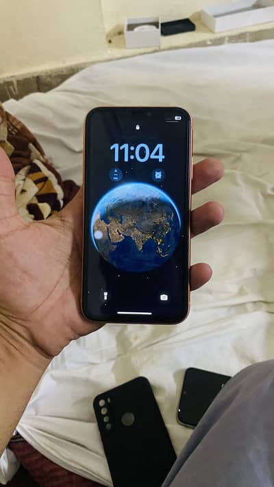 Iphone XR  urgen sale