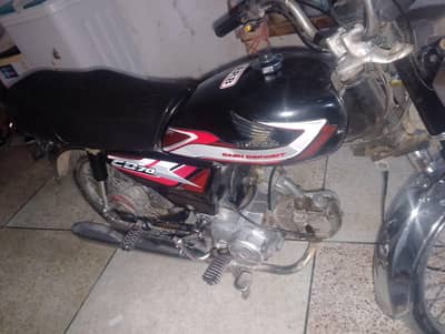 Honda cd70 2006 model