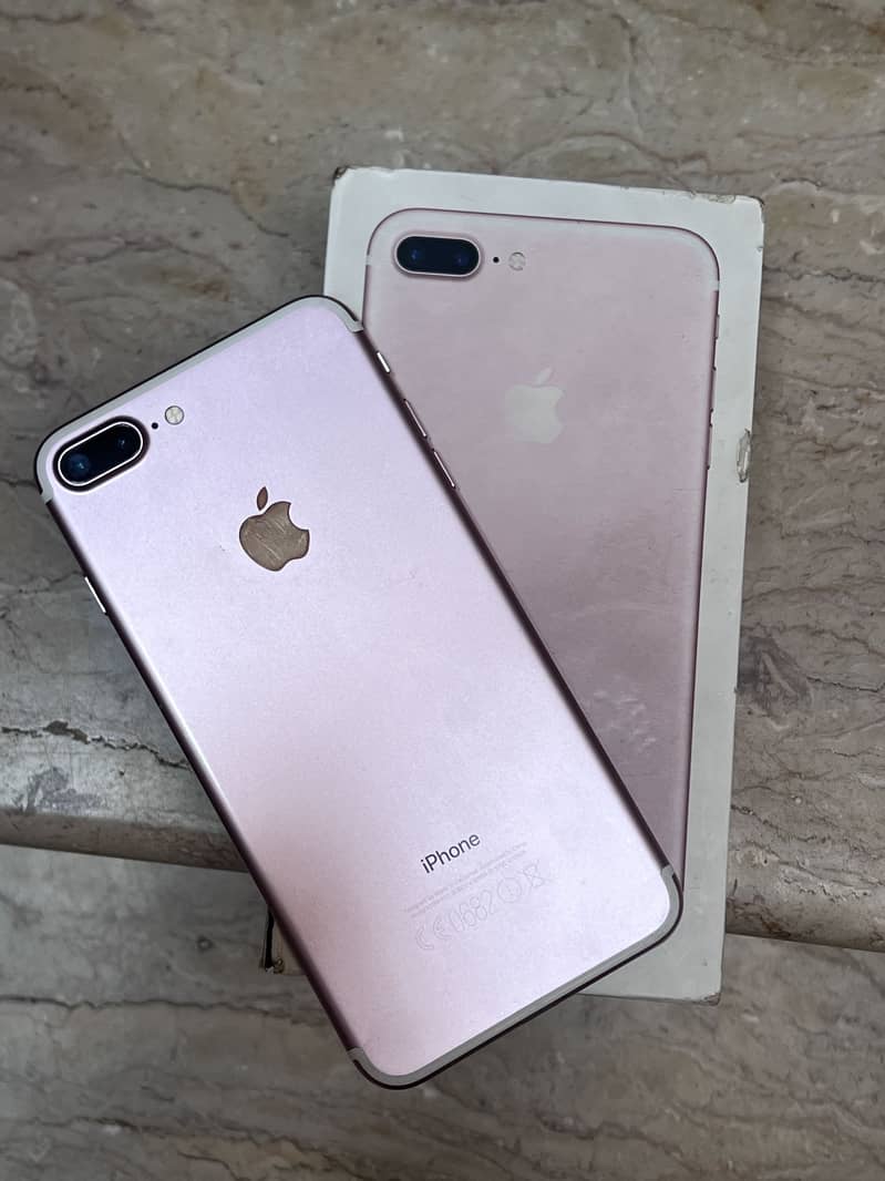 Apple iPhone 7 Plus 5