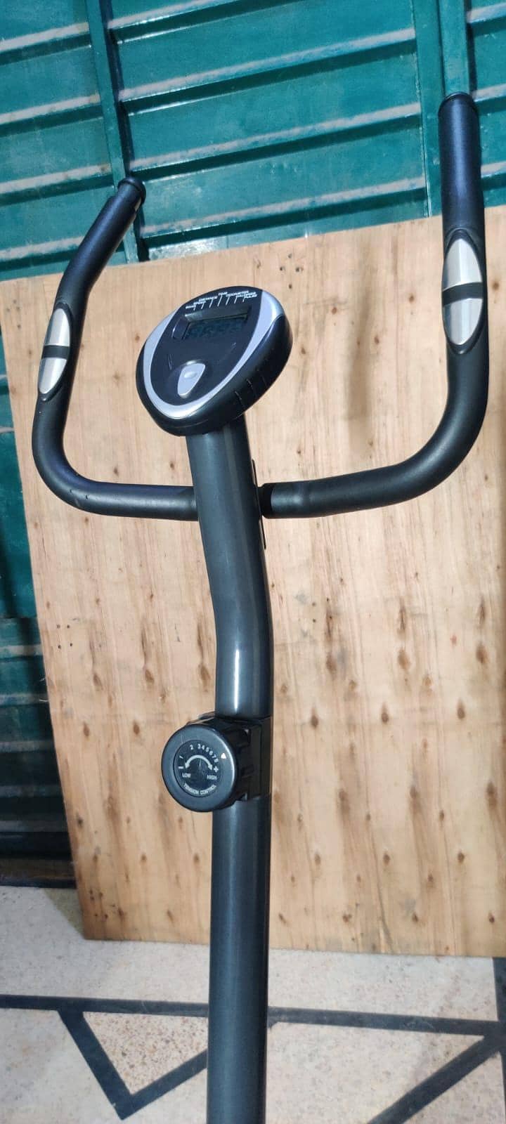 Magnetic Exercise Cycle 15
