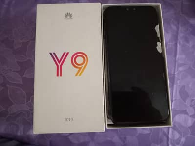 Huawei Y9 2019 with box ( read full add)