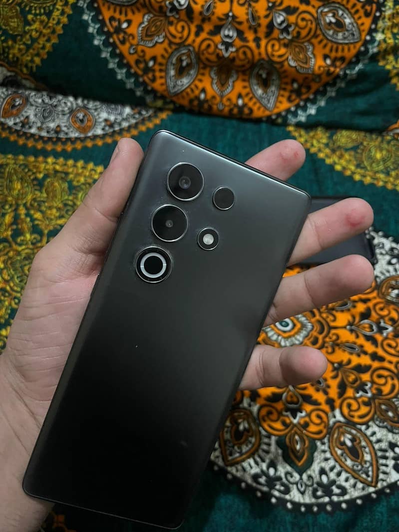 Itel S25 Ultra 2