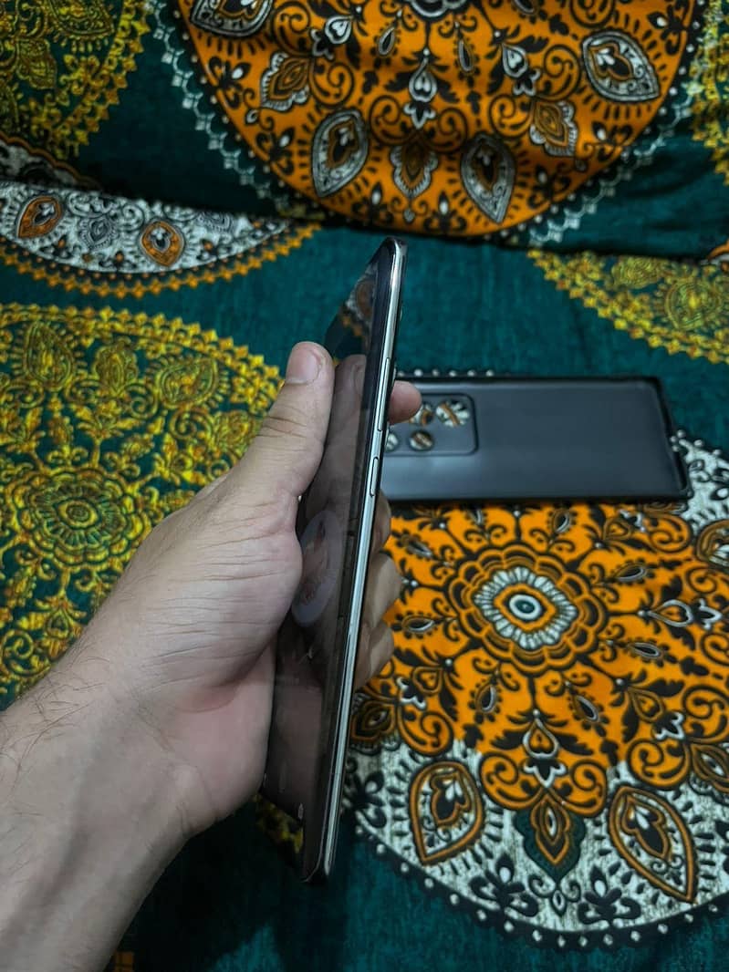 Itel S25 Ultra 4