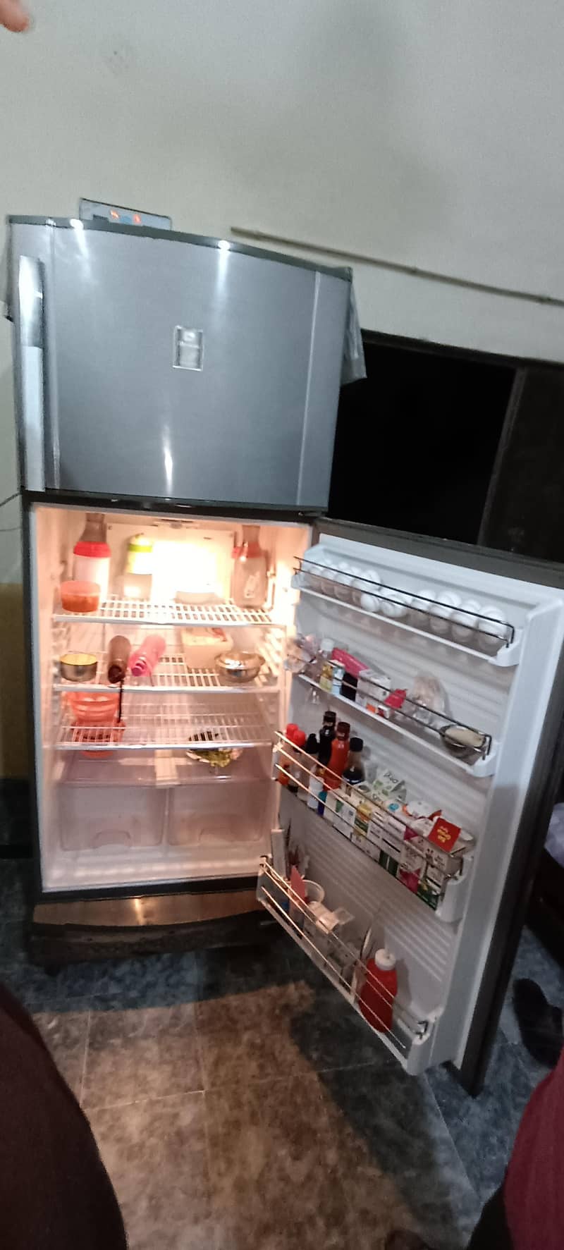 Dawlance refrigerator 2 door 4