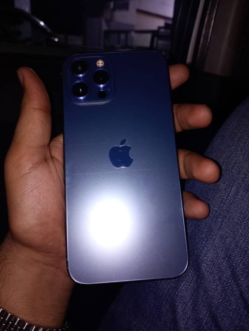 Apple iPhone 12 Pro Max 0