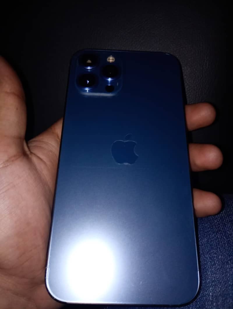 Apple iPhone 12 Pro Max 1