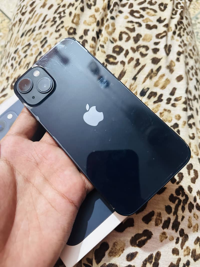iPhone 13 1