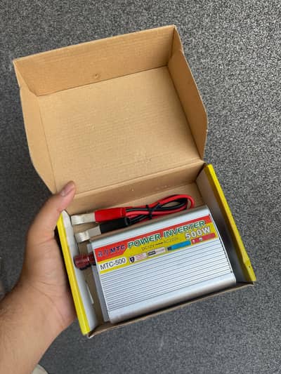 DC 12 volt supply for solar, 12 volt to 220 500 watts brand new