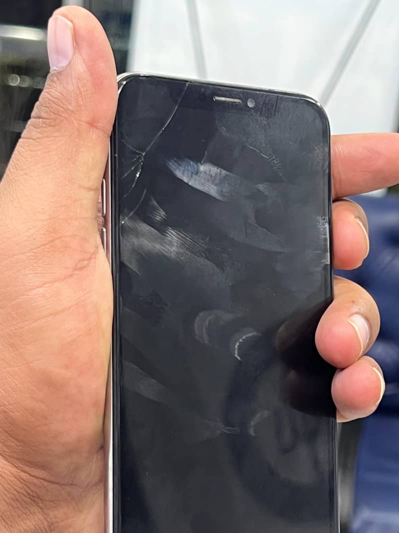 Apple iPhone X 0