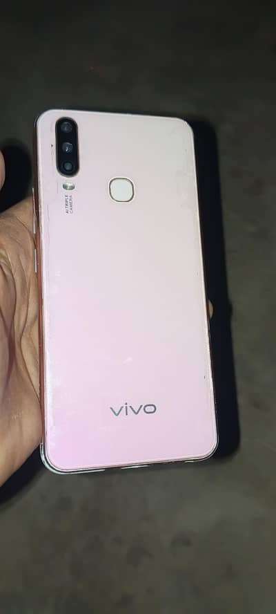 Vivo Y17