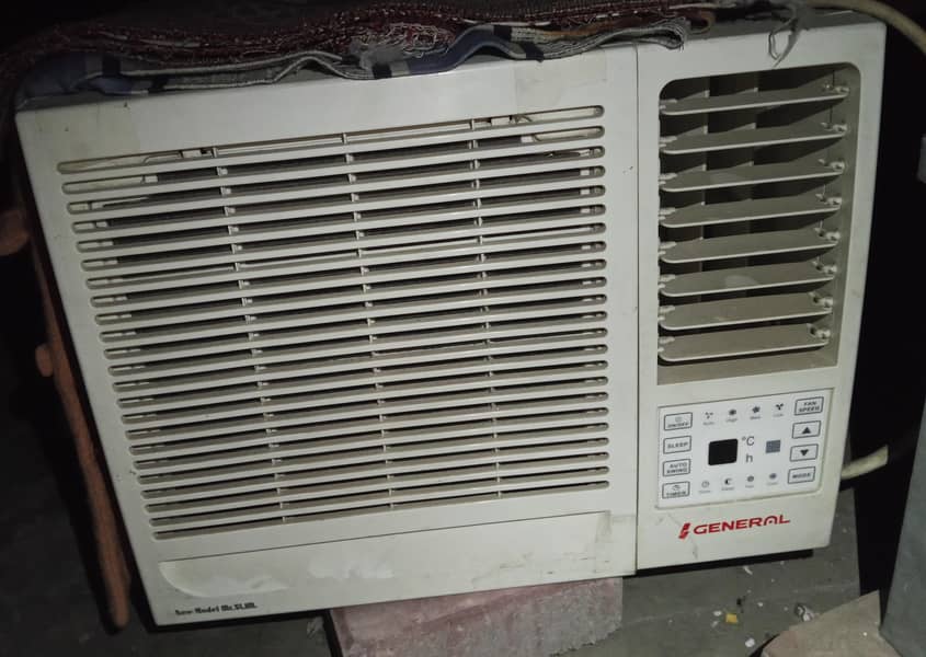 window ac 1