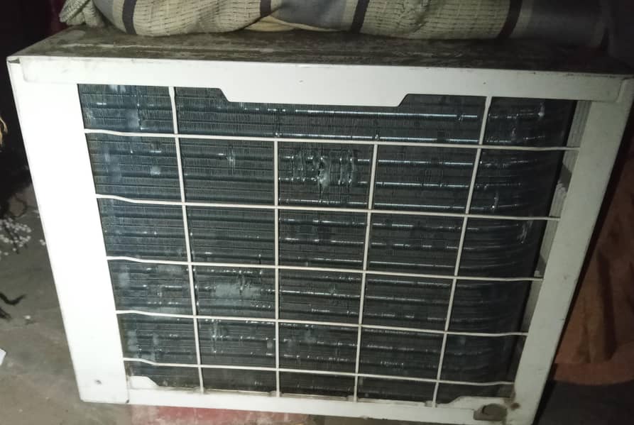 window ac 2