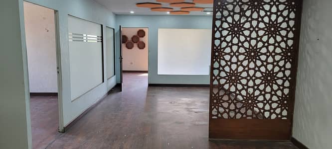 G/11 Markaz New Plaza Vip Location 2nd Floor Corner 800sq Office Available For Rent Real Piks