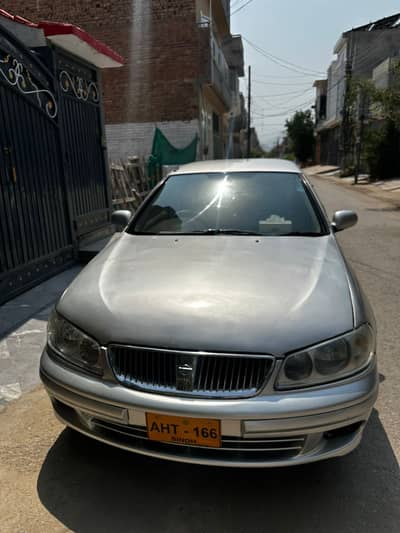 Nissan Sunny 2005