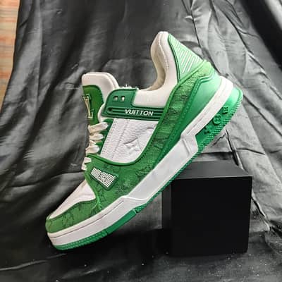 BRAND SHOES