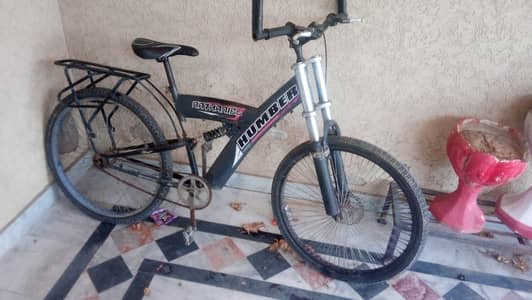 Humber bicycle with discbrake and shocks