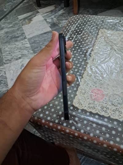 Apple iPhone 15