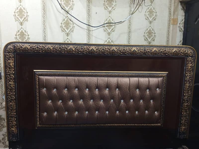 king bed 0