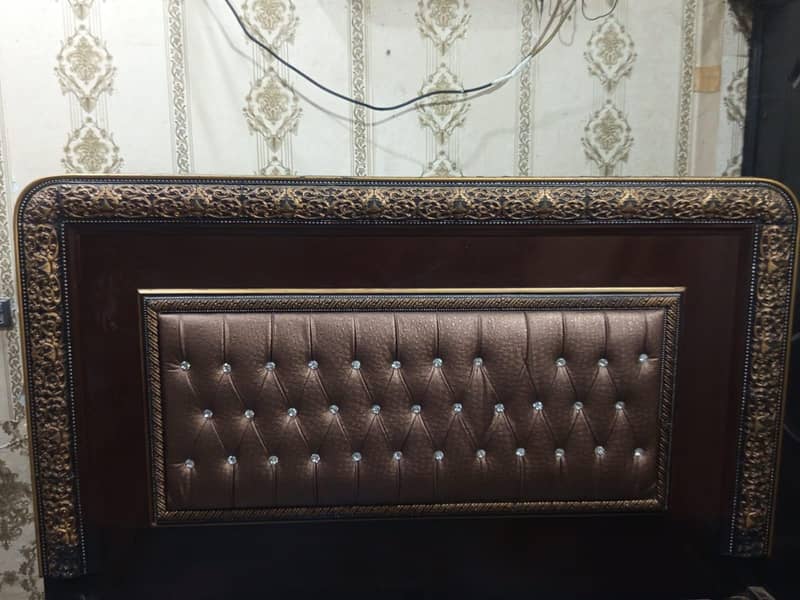 king bed 1