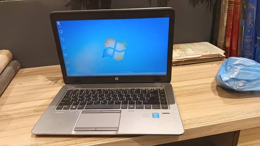 hp laptop C i5 gnr5