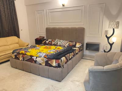 Islamabad E 11 Apartments Available For Daily Weakly Basis. . . . . . .