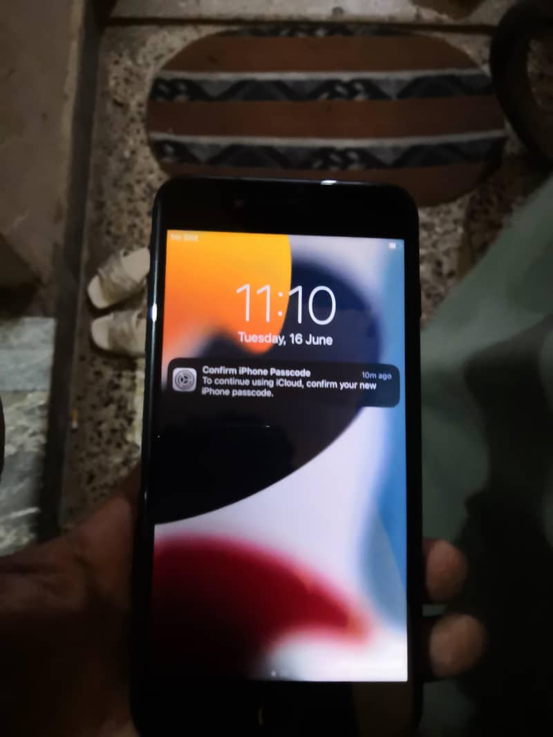 Apple iPhone 7 Plus 1