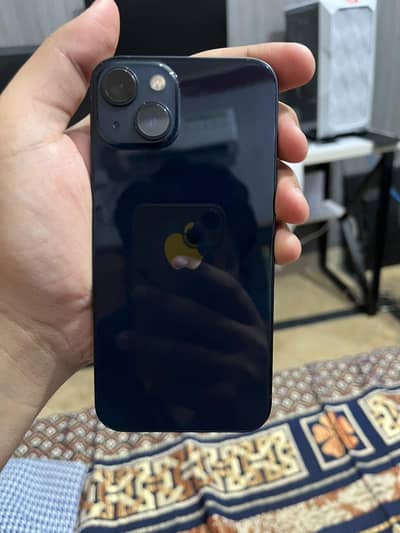 Apple iPhone 13