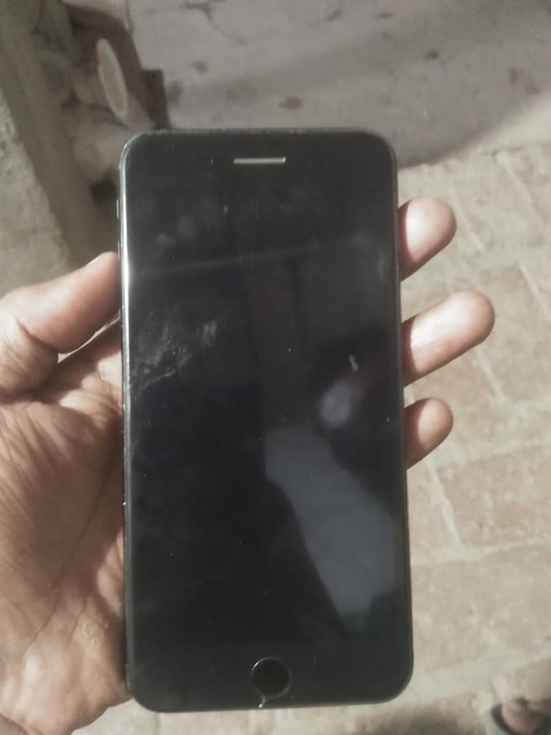 Apple iPhone 7 Plus 0