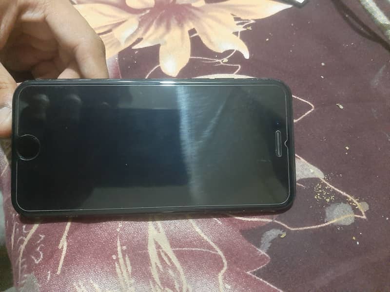 Apple iPhone 7 5