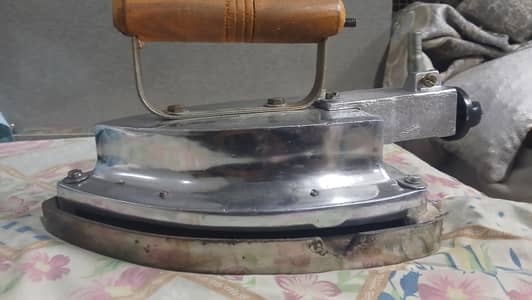 Gas Iron (Istari) For Sale 