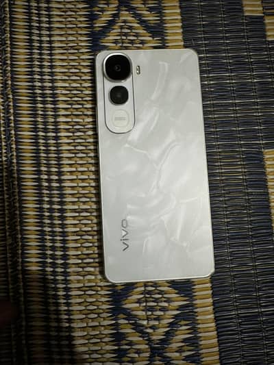 Vivo Y400