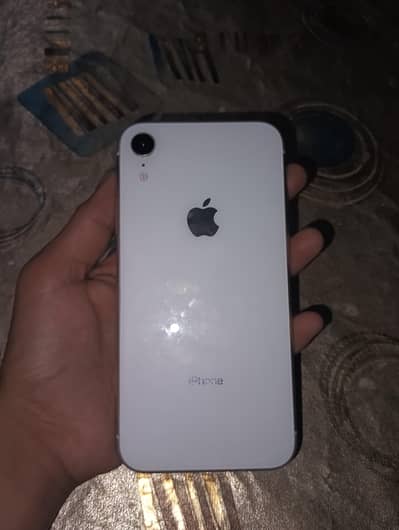 Apple iPhone XR