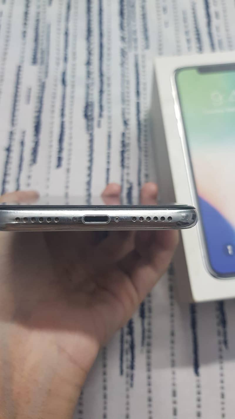 Apple iPhone X 1