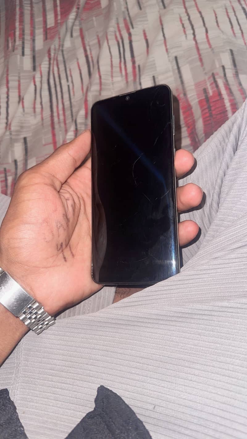 Sharp Aquos Zero 2 1