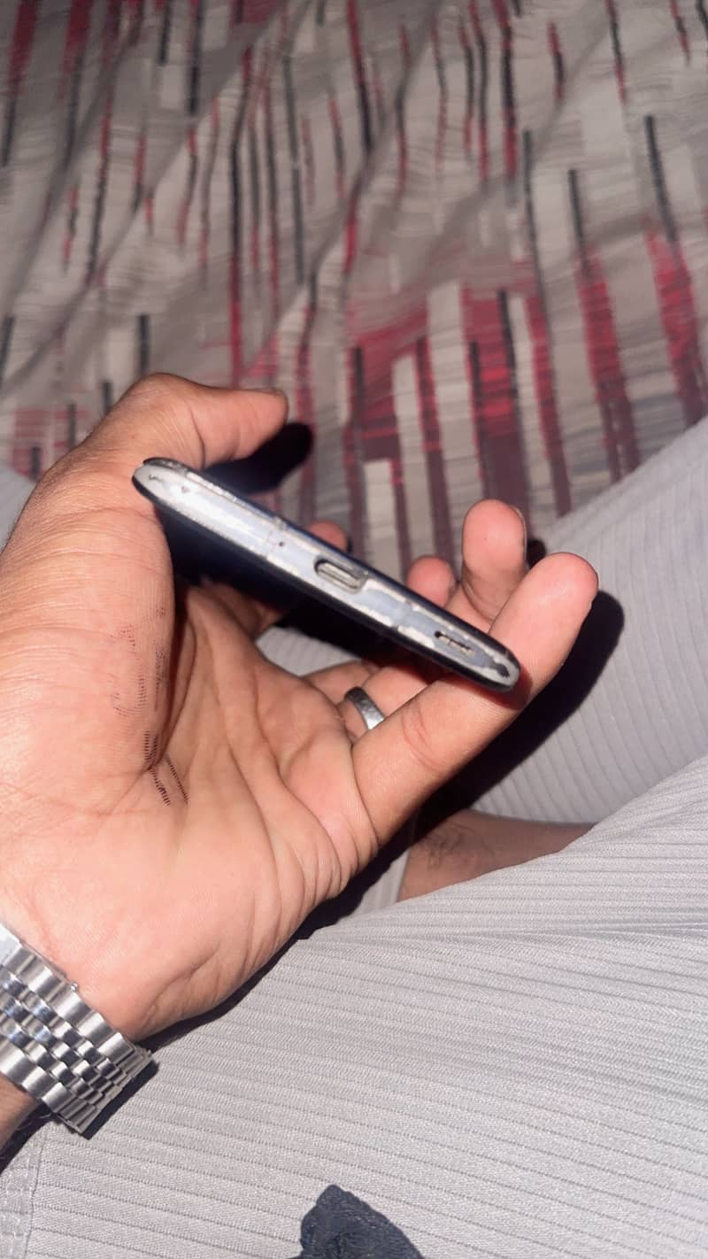 Sharp Aquos Zero 2 2