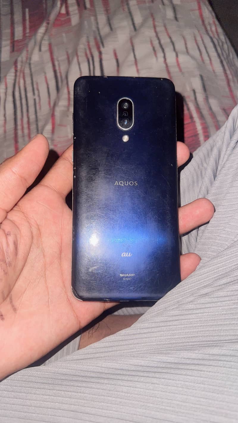 Sharp Aquos Zero 2 3
