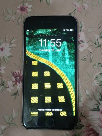 Apple iPhone 6