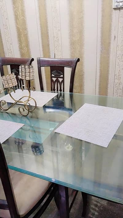 dinning table