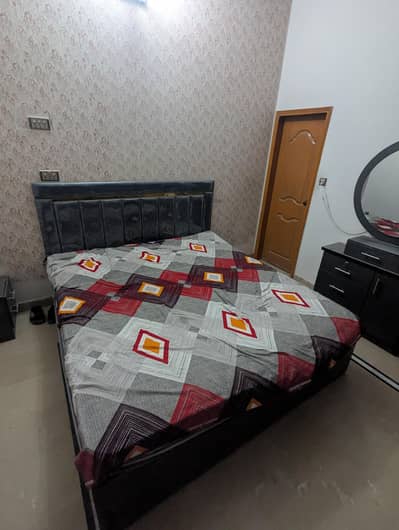 Complete Bed set for sale Urgent