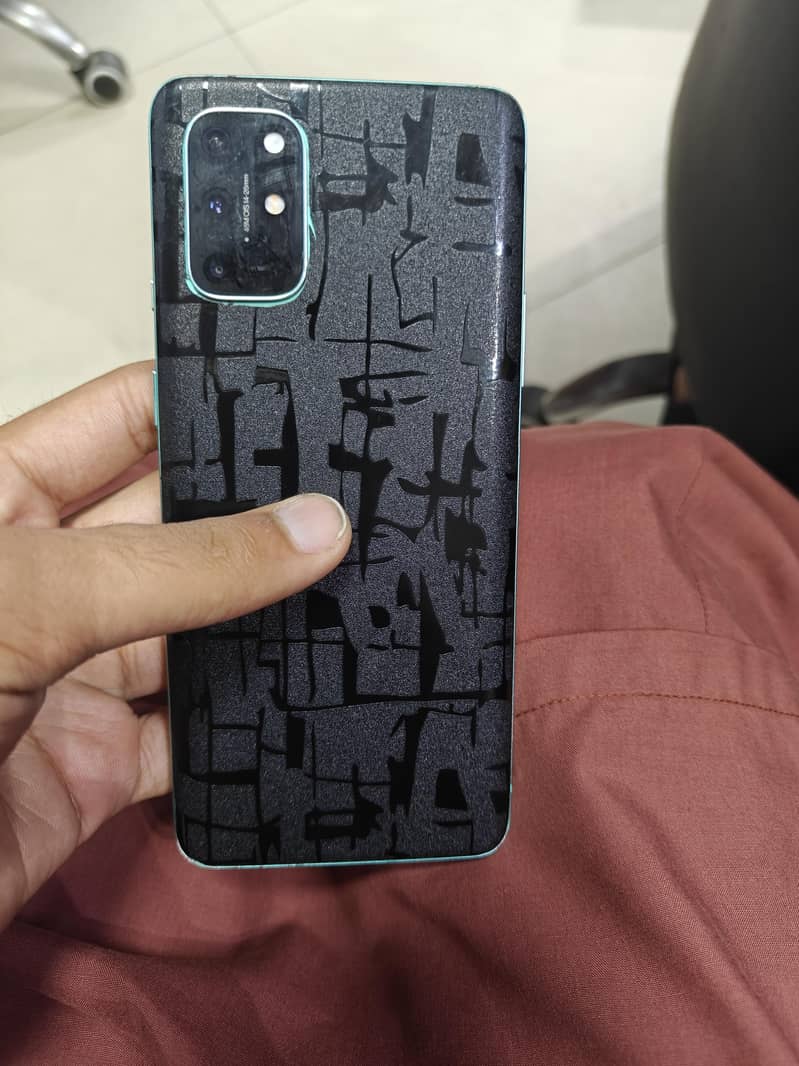 OnePlus 8t 1