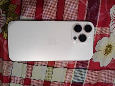 Apple iPhone 16 Pro Max