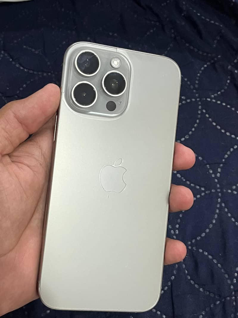 iPhone 16 pro max 2