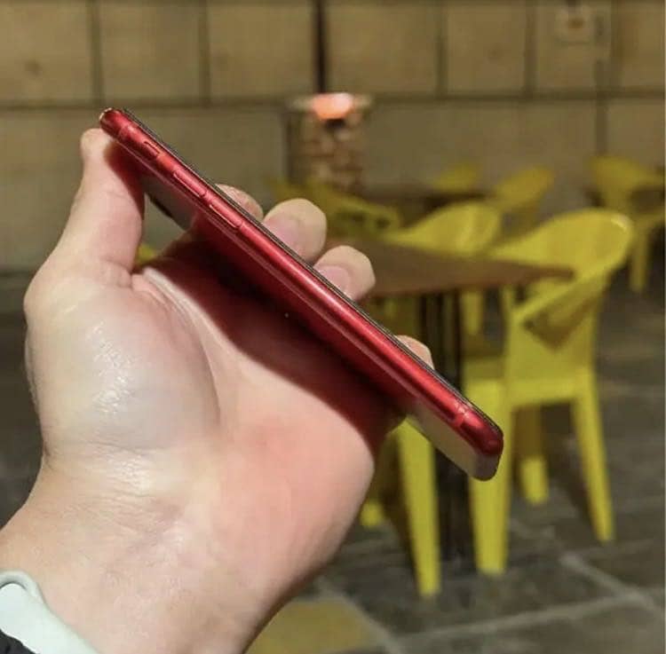 Apple iPhone SE 3