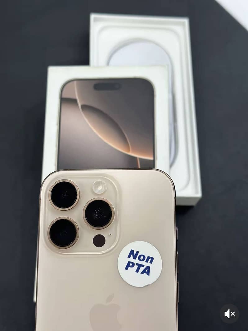 iPhone 16 1