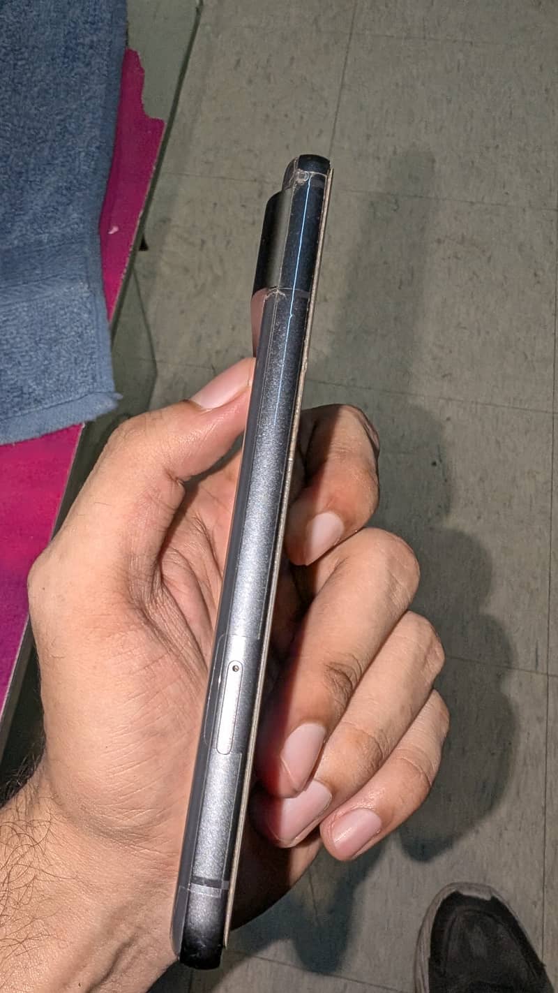Google Pixel 8 3