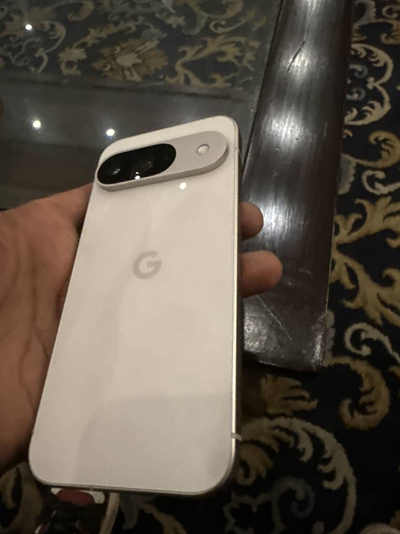 Google Pixel 9 2